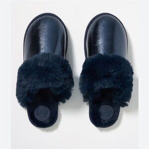 Anthropologie Cozy Navy Fur-Lined Slippers -Size 6